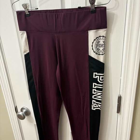 PINK Victorias Secret Wine Colored 7/8 Length Leggings Women’s Size Medium - Picture 5 of 9